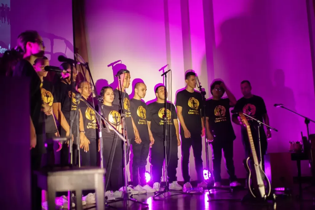 Conciertos fundación 1 + 1